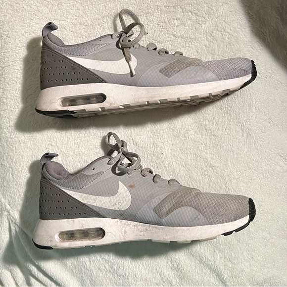 Nike Shoes Nike Air Size 9 Poshmark